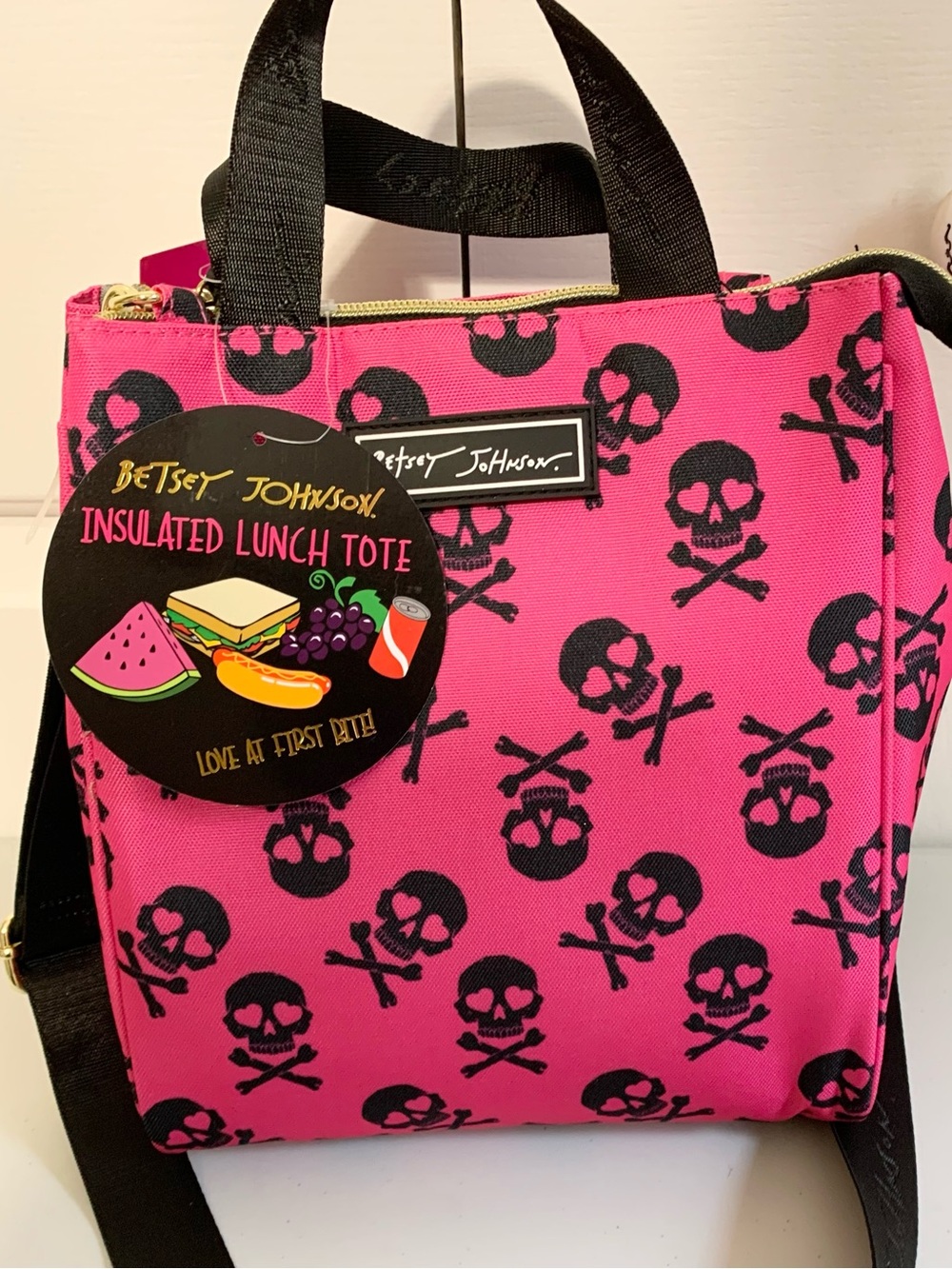 Betsey Johnson Skull Crossbody Lunch Bag Zip Top NEW Whimsigoth Pretty Punk